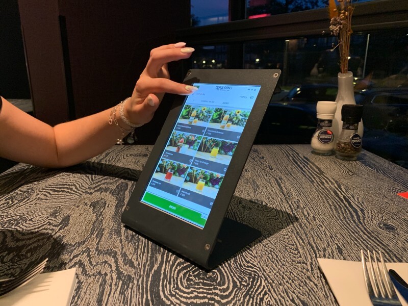 tablette-menu-numerique-commande-restaurant